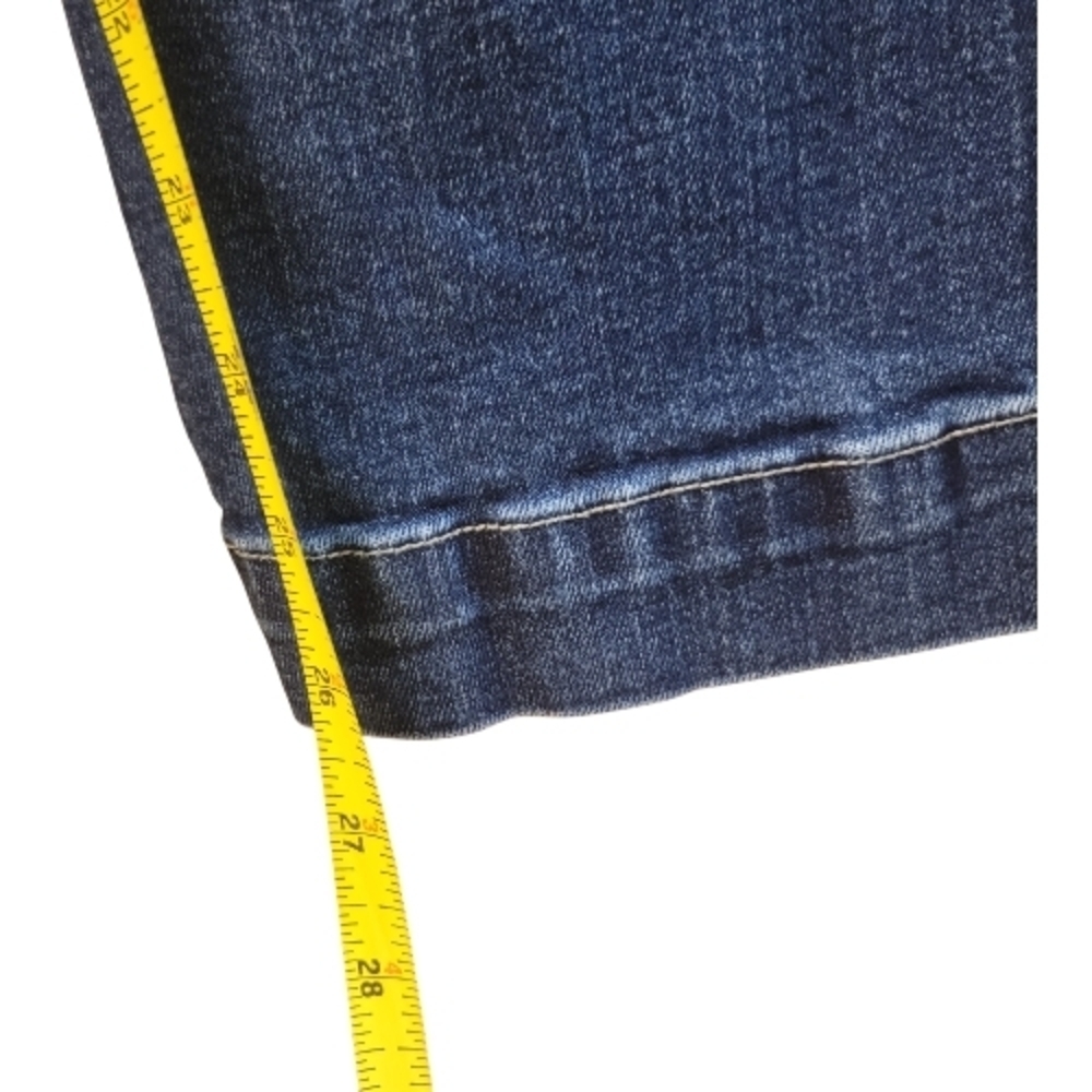 L.T.J Sicily Women's Classic Blue Straight Leg Jean, Size 30 - Picture 7 of 7
